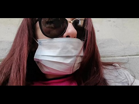 ❤️ Nicoletta se maščuje svojemu sosedu in mu urinira v garažo (Posebna italijanska karantena Covid19) Fucking video na porno sl.porn-mate.ru ﹏
