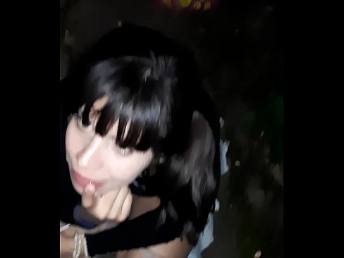❤️ Na ulici nabrekli penis v zameno za sladkarije Fucking video na porno sl.porn-mate.ru ﹏